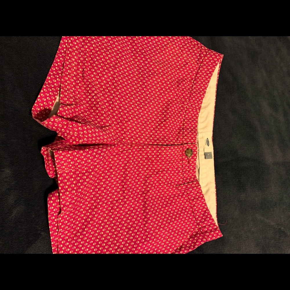Old Navy magenta shorts